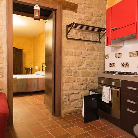 B&B La Casa Di Giulietta Castelmezzano Exterior foto
