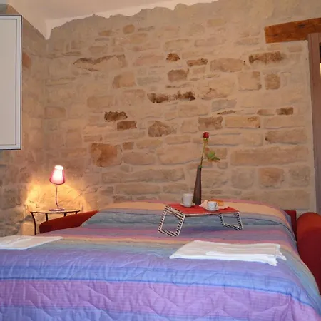 B&B La Casa Di Giulietta Castelmezzano Exterior foto
